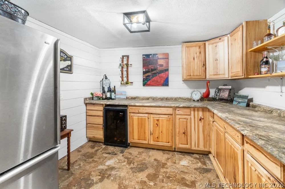 9094 Waters Edge Kingston, OK 73439