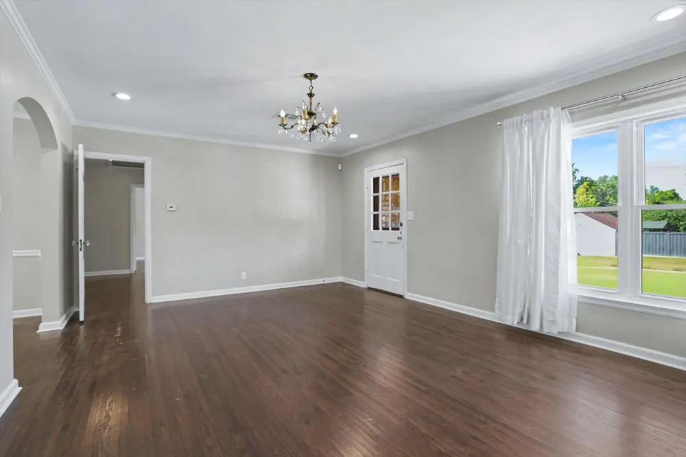 2121 S Louisville Avenue Tulsa, OK 74114