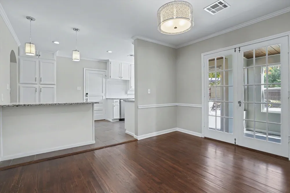 2121 S Louisville Avenue Tulsa, OK 74114