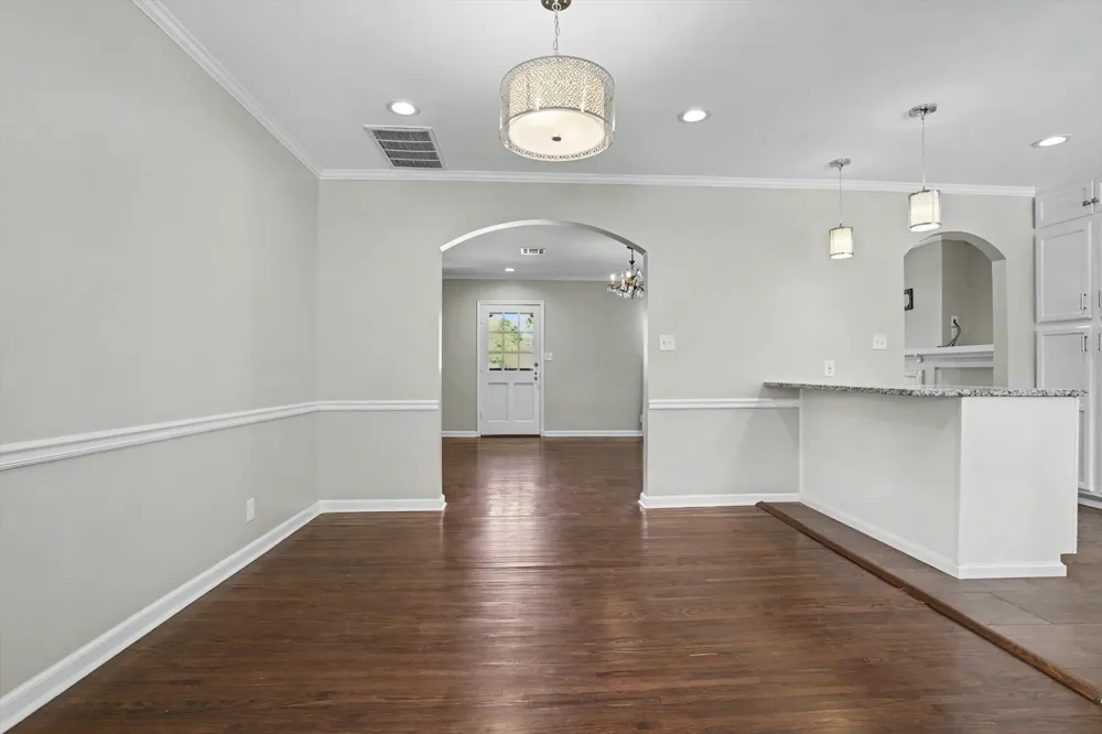 2121 S Louisville Avenue Tulsa, OK 74114