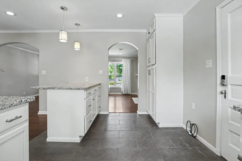 2121 S Louisville Avenue Tulsa, OK 74114
