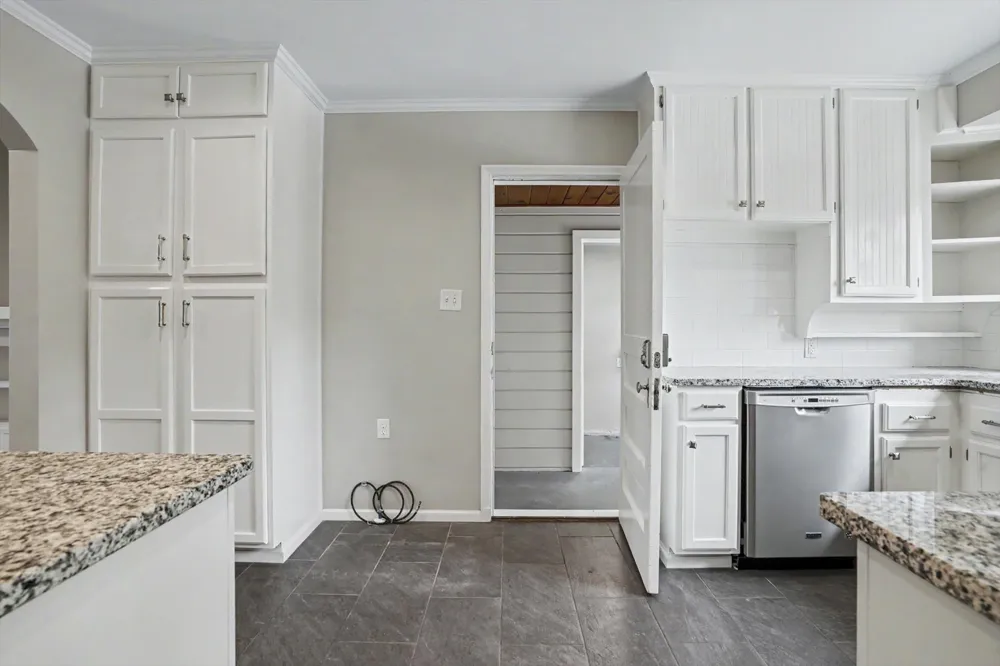2121 S Louisville Avenue Tulsa, OK 74114