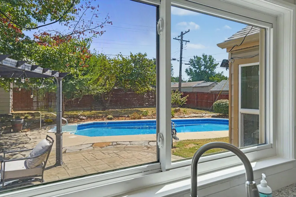 2121 S Louisville Avenue Tulsa, OK 74114