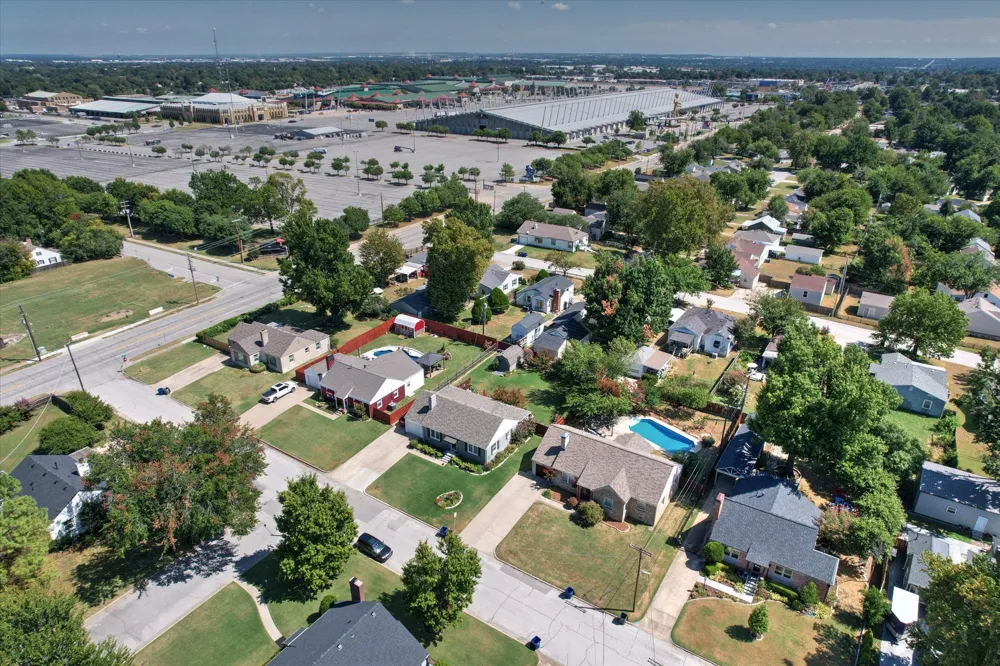 2121 S Louisville Avenue Tulsa, OK 74114