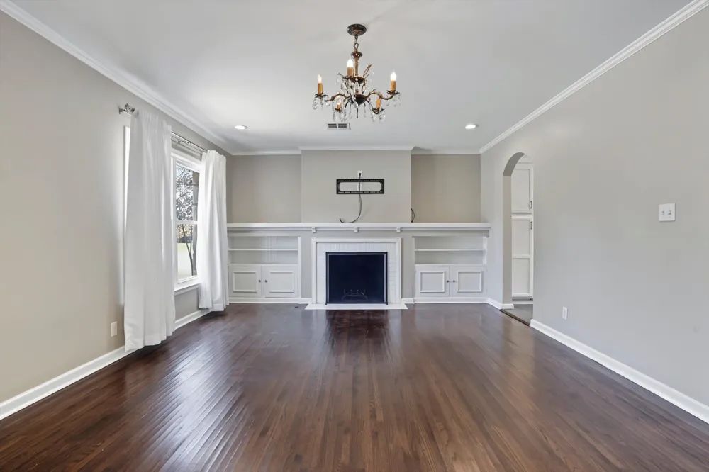 2121 S Louisville Avenue Tulsa, OK 74114