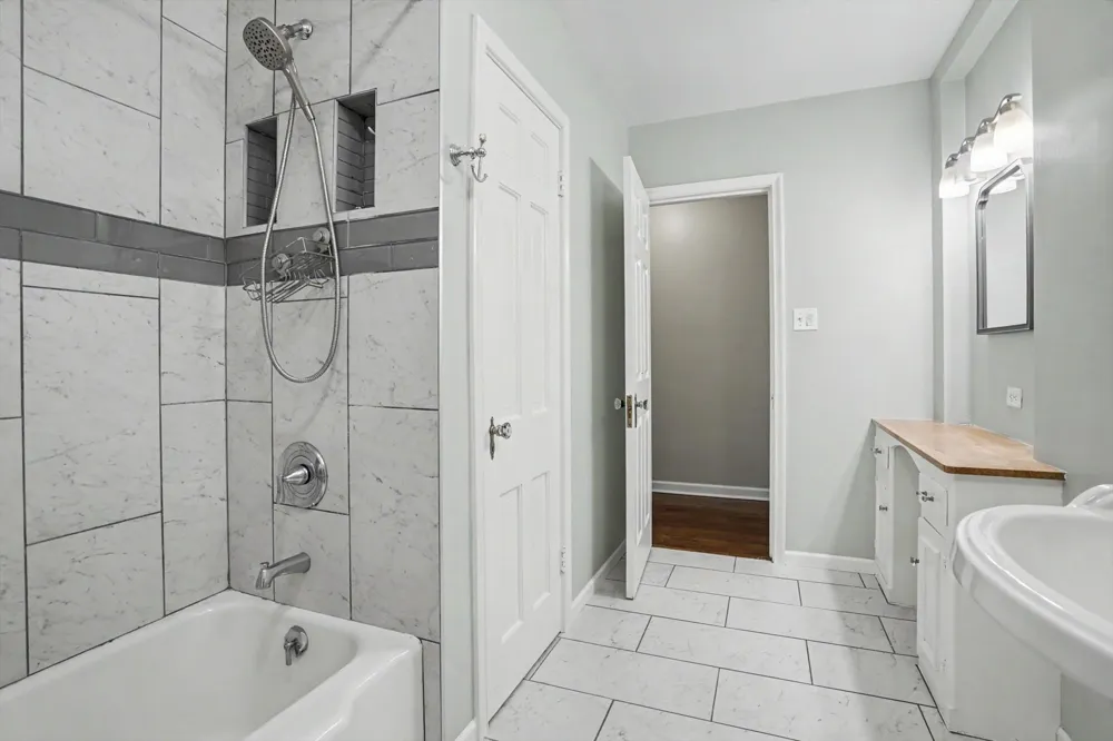 2121 S Louisville Avenue Tulsa, OK 74114