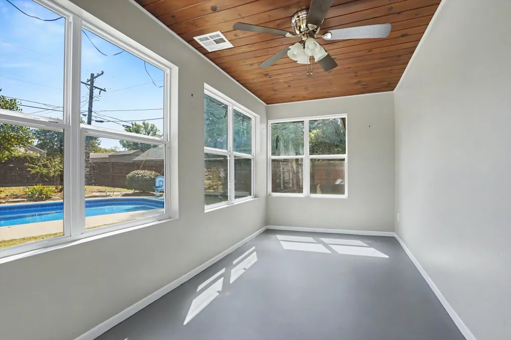2121 S Louisville Avenue Tulsa, OK 74114