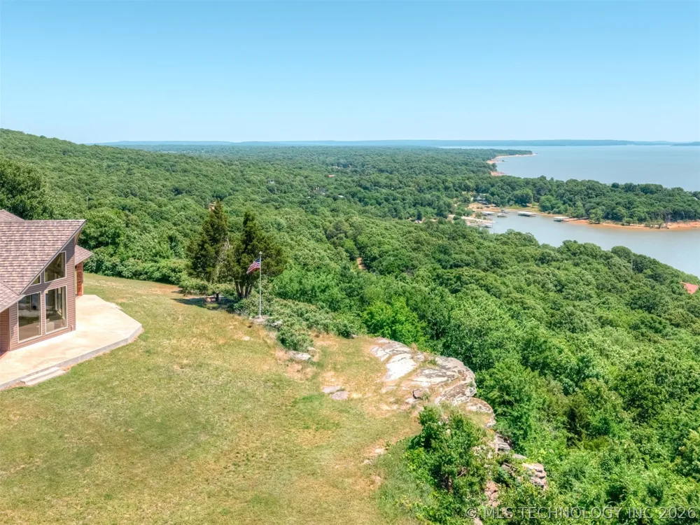 423310 E 1169 ROAD E Eufaula, OK 74432