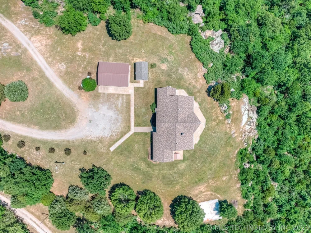 423310 E 1169 ROAD E Eufaula, OK 74432