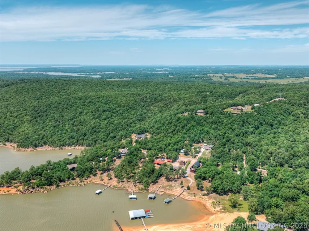 423310 E 1169 ROAD E Eufaula, OK 74432