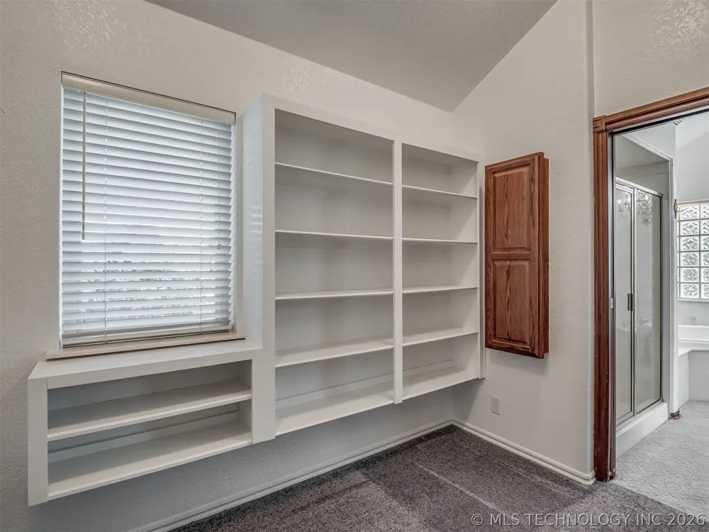 423310 E 1169 ROAD E Eufaula, OK 74432