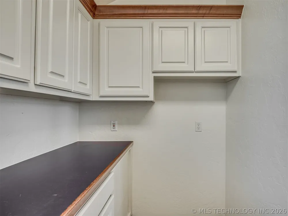423310 E 1169 ROAD E Eufaula, OK 74432