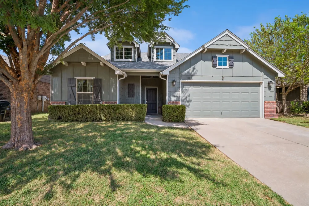 15305 E 110th Place Owasso, OK 74055