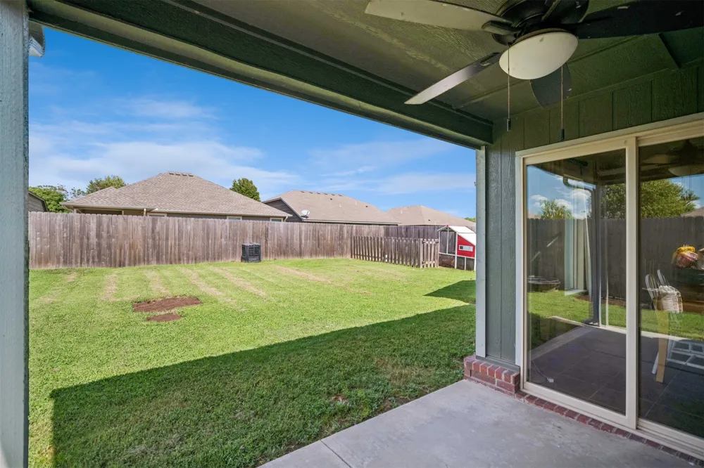 15305 E 110th Place Owasso, OK 74055