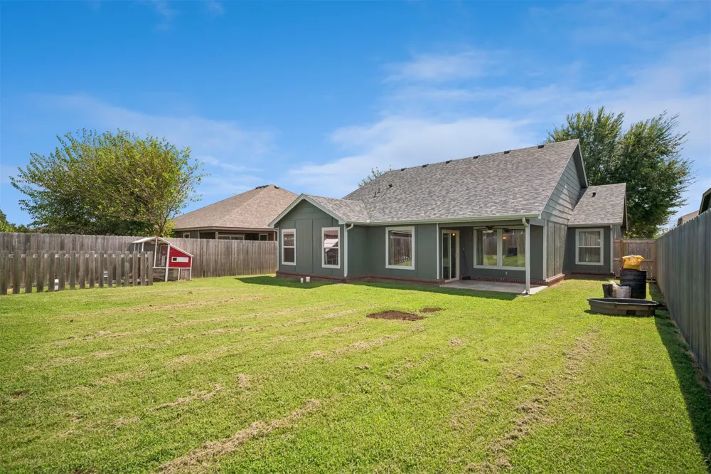 15305 E 110th Place Owasso, OK 74055
