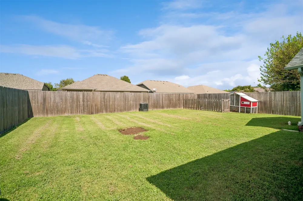 15305 E 110th Place Owasso, OK 74055