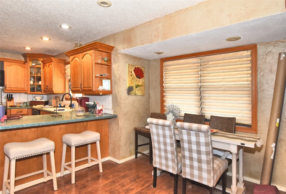 8809 174th EastAvenue Owasso, OK 74055