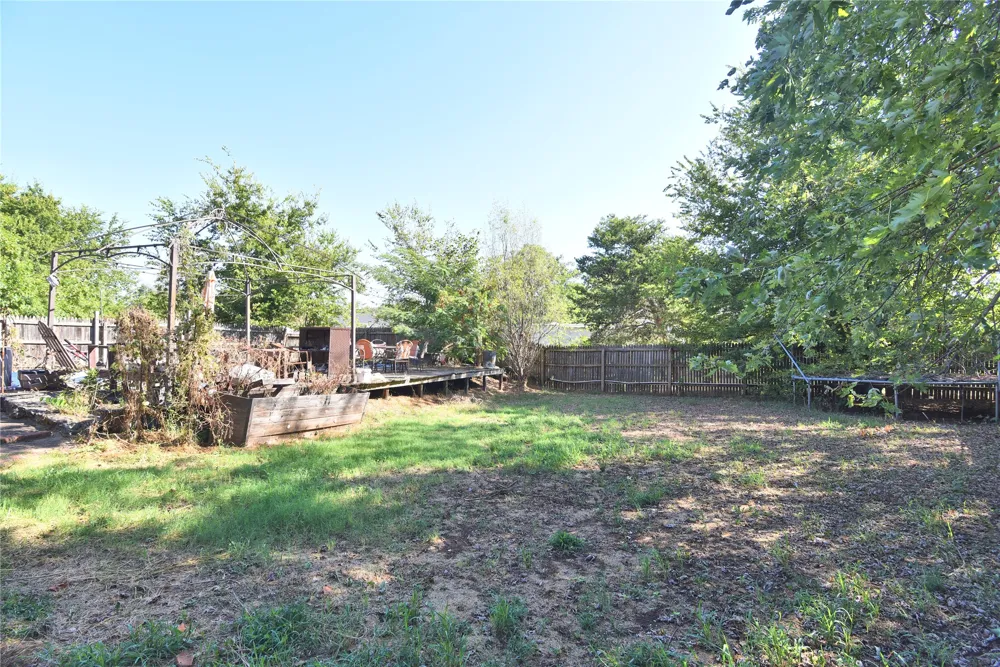 8809 174th EastAvenue Owasso, OK 74055