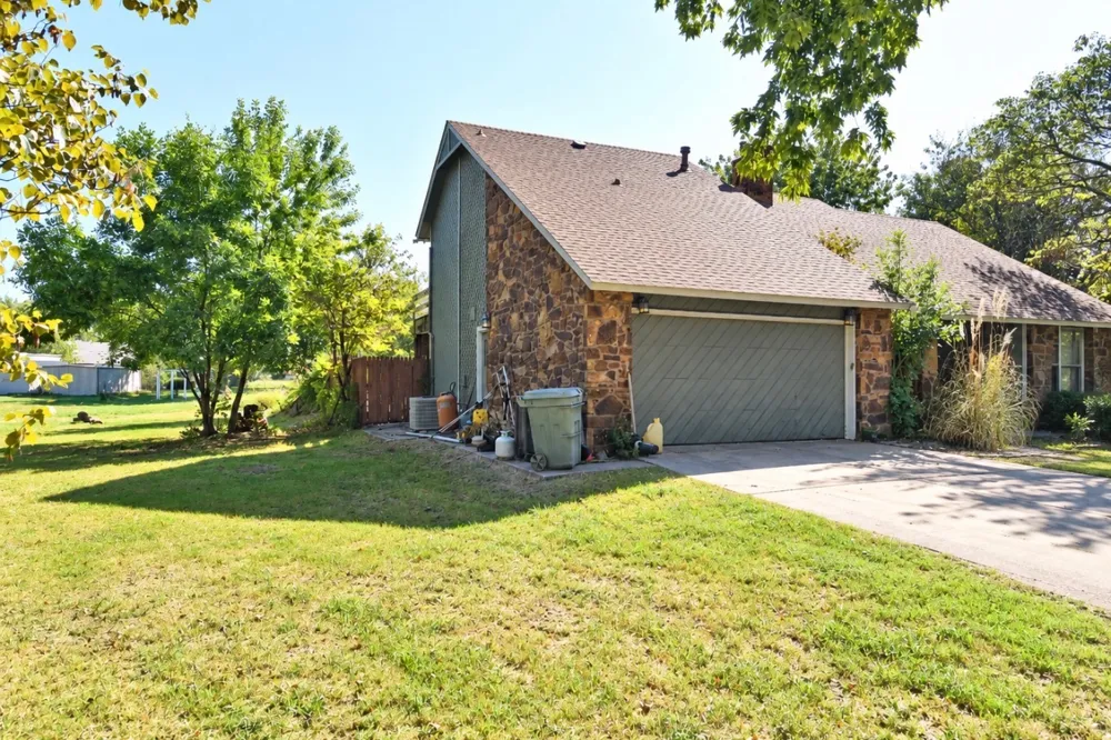 8809 174th EastAvenue Owasso, OK 74055
