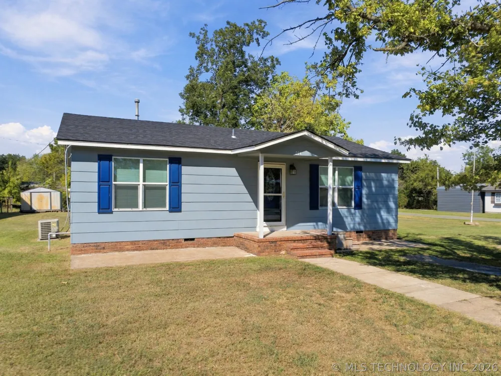 214 Hughes Street Morris, OK 74445