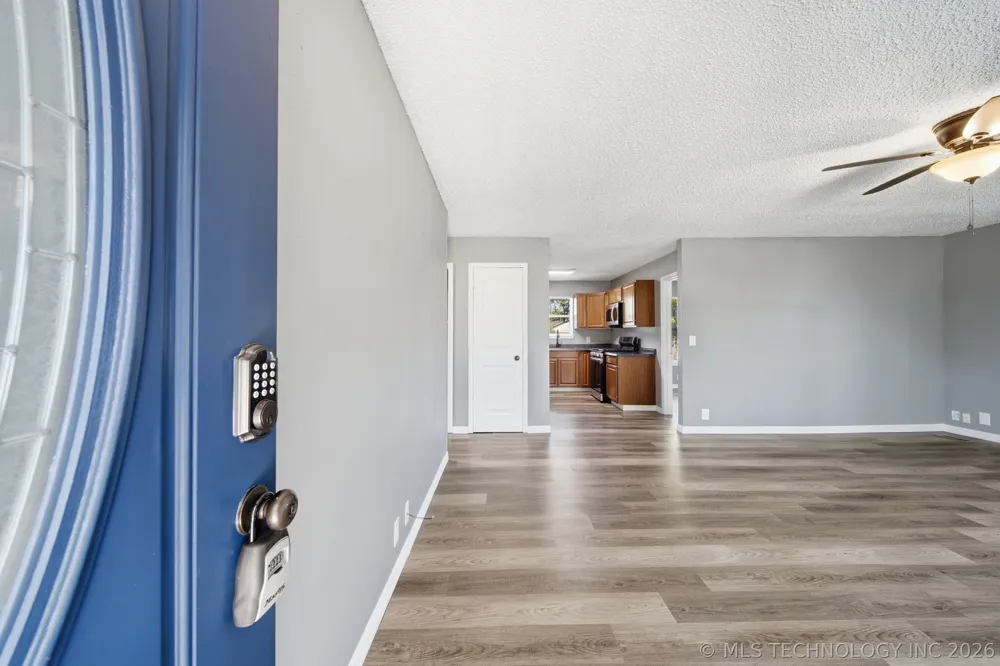 214 Hughes Street Morris, OK 74445
