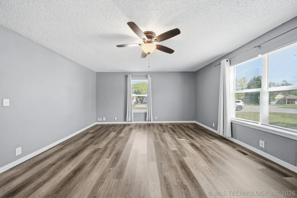 214 Hughes Street Morris, OK 74445