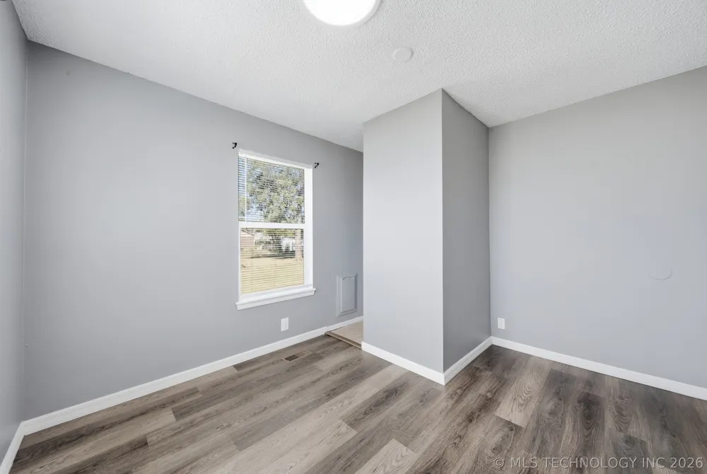 214 Hughes Street Morris, OK 74445
