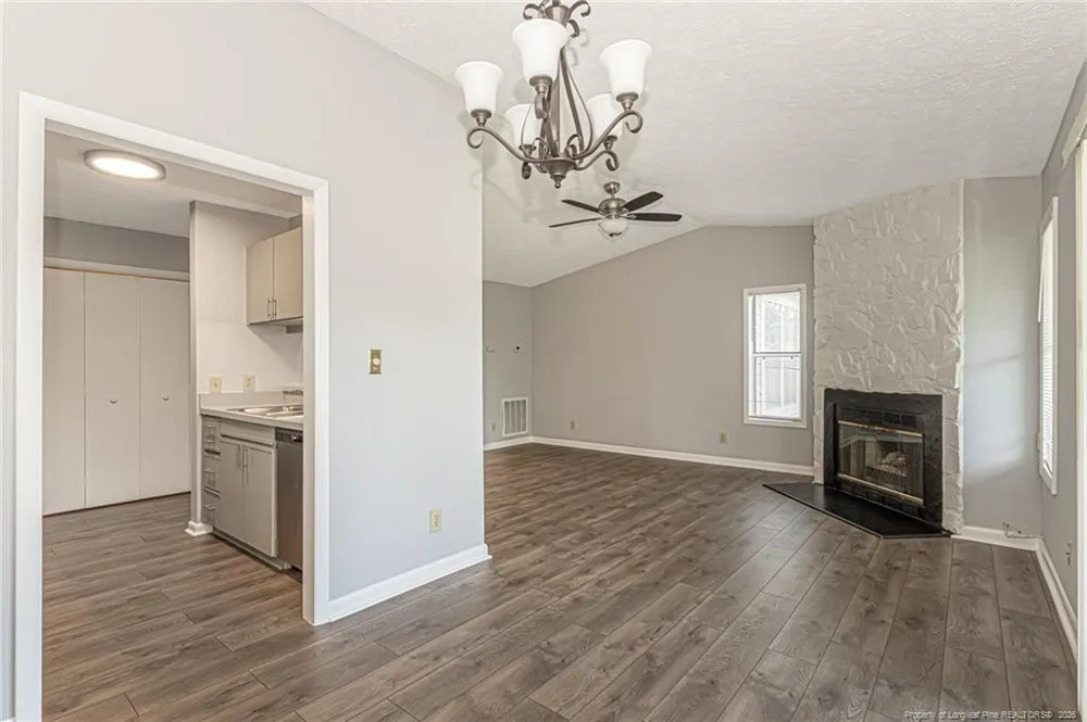 679 Bartons Landing Fayetteville, NC 28314
