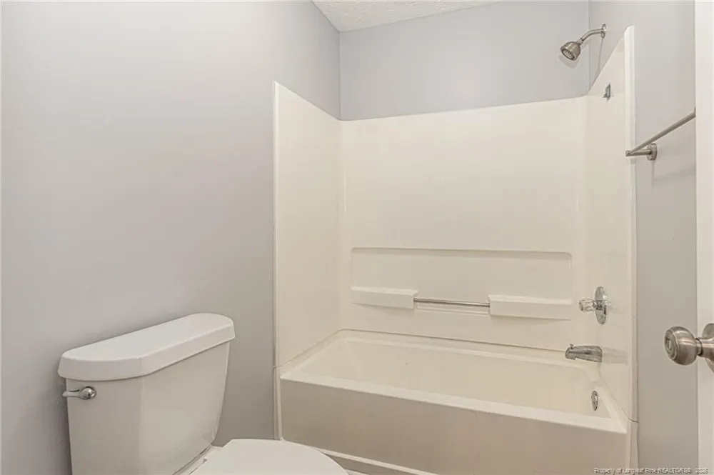 679 Bartons Landing Fayetteville, NC 28314