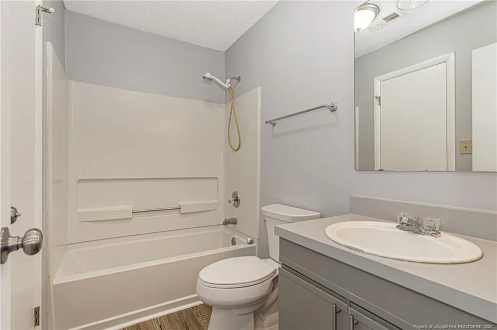 679 Bartons Landing Fayetteville, NC 28314