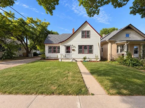 416 Laporte Avenue