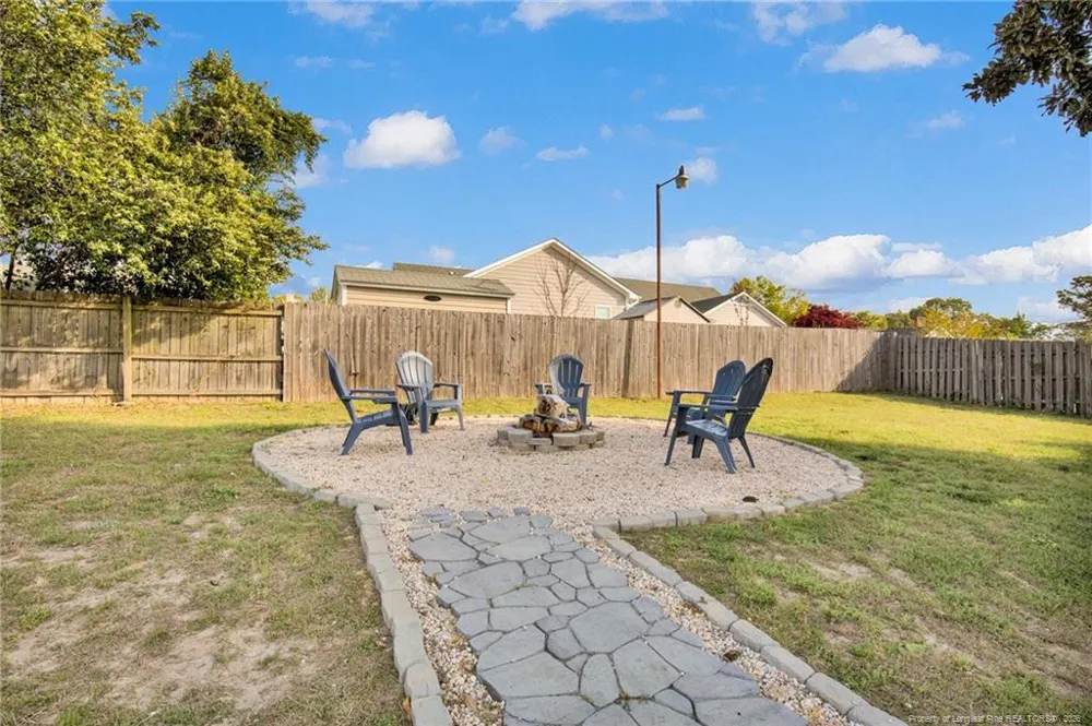 2702 Dartmouth Drive Fayetteville, NC 28304