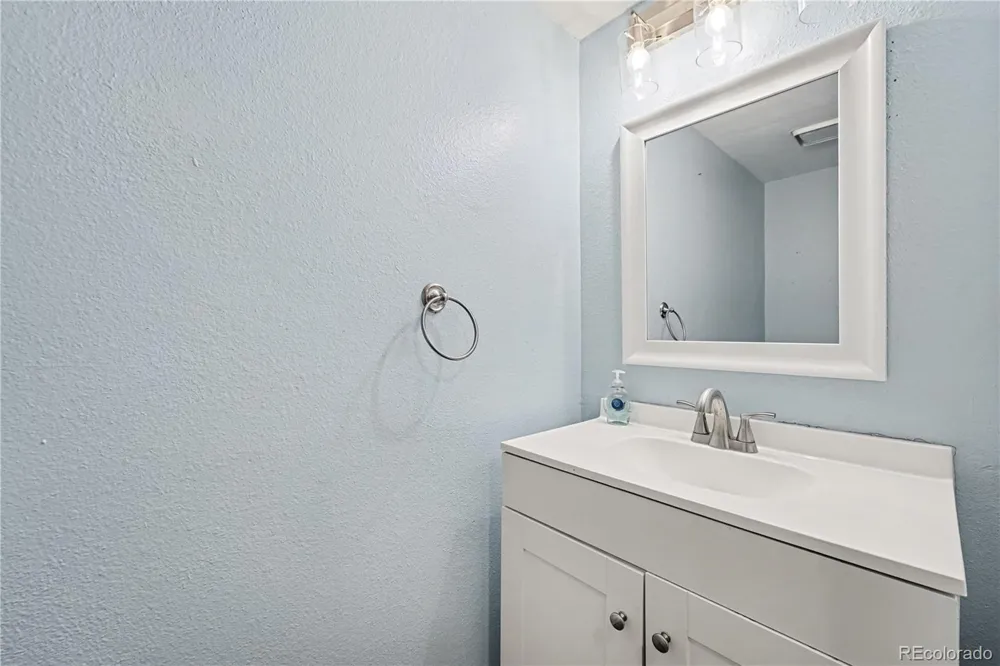 11819 Grant Street Northglenn, CO 80233