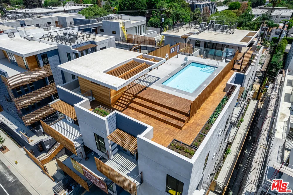 1250 Fairfax Avenue West Hollywood, CA 90046