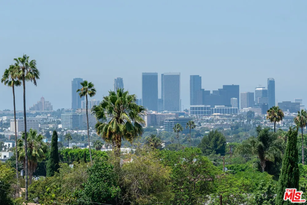 1250 Fairfax Avenue West Hollywood, CA 90046