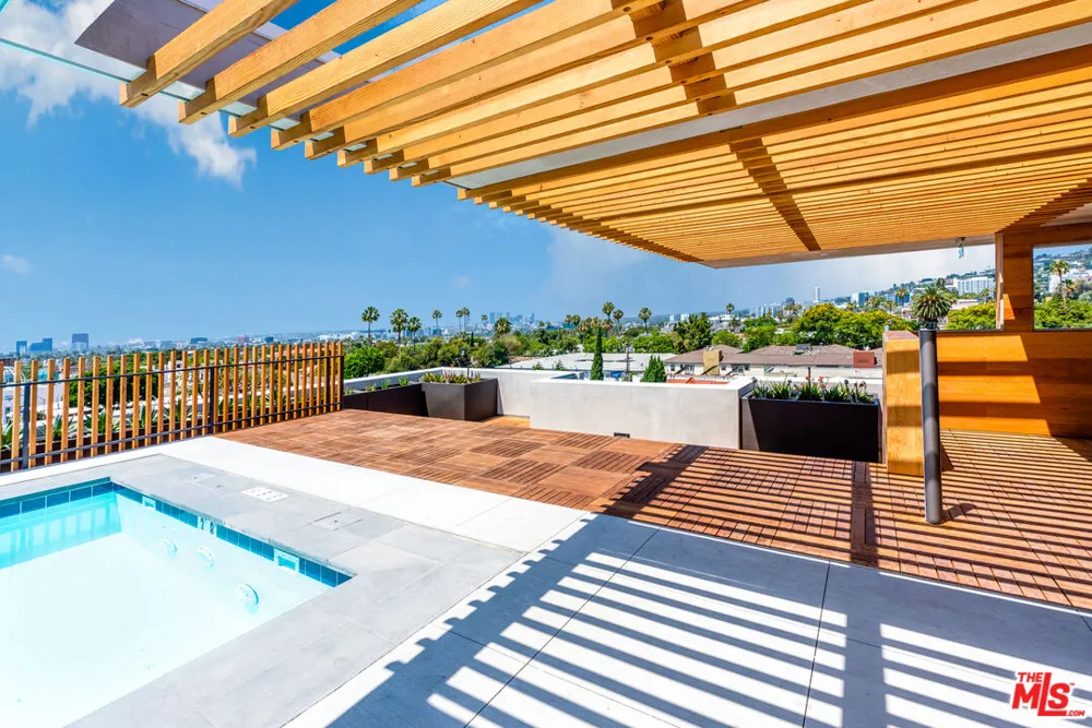 1250 Fairfax Avenue West Hollywood, CA 90046