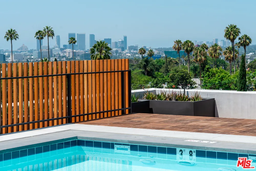 1250 Fairfax Avenue West Hollywood, CA 90046