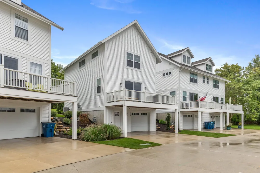 120 Kewatin Court Douglas, MI 49406