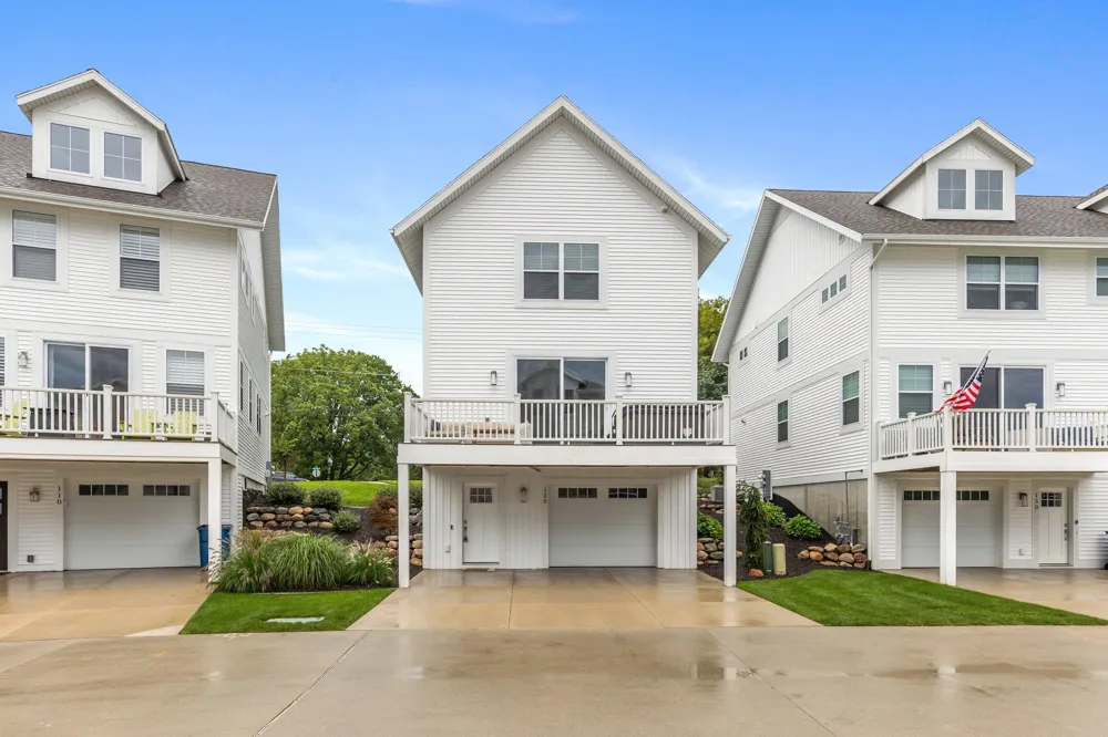 120 Kewatin Court Douglas, MI 49406