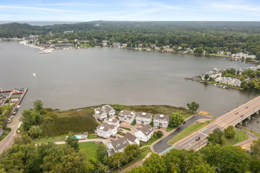 120 Kewatin Court Douglas, MI 49406