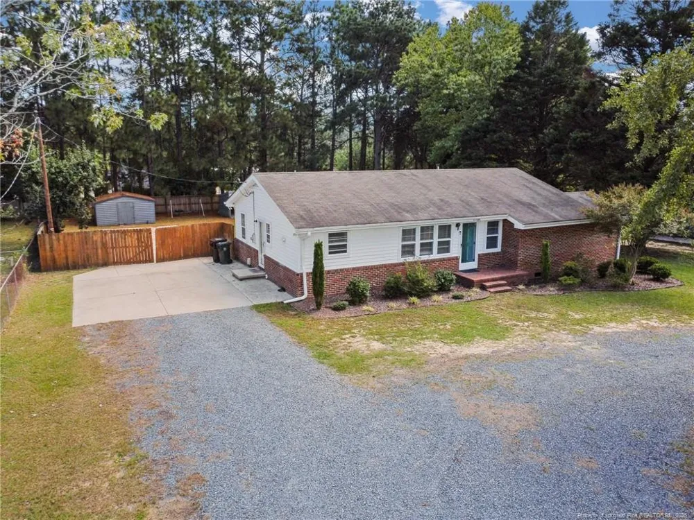 1708 Poplar Street Aberdeen, NC 28315