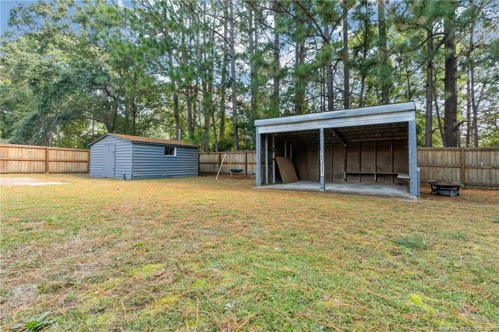 1708 Poplar Street Aberdeen, NC 28315