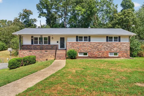 2103 King Court Lane