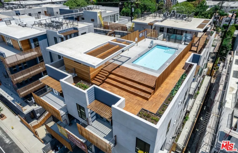 1250 Fairfax Avenue West Hollywood, CA 90046