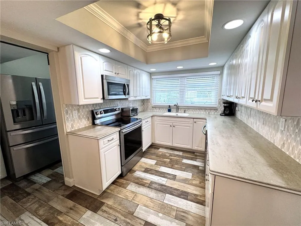 4 Watercolor Way #4 Naples, FL 34113