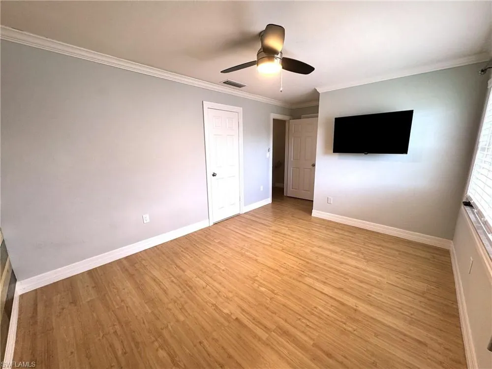 4 Watercolor Way #4 Naples, FL 34113