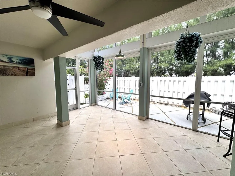 4 Watercolor Way #4 Naples, FL 34113