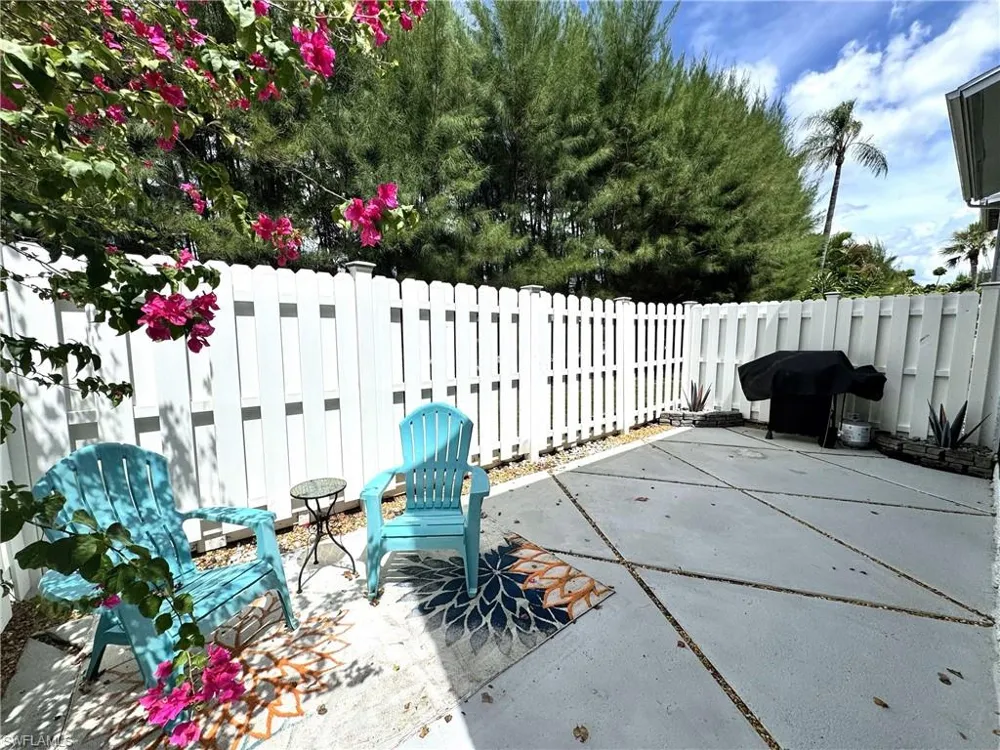 4 Watercolor Way #4 Naples, FL 34113