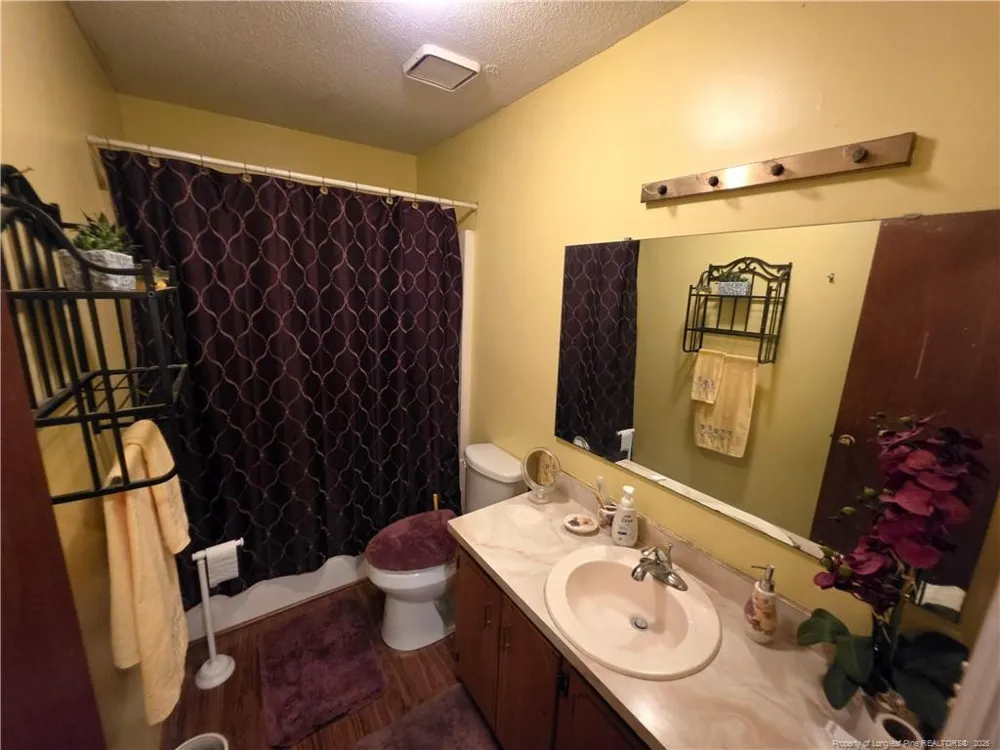 556 Glensford Drive Fayetteville, NC 28314