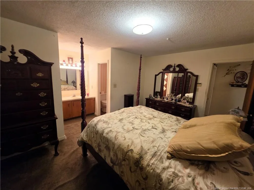 556 Glensford Drive Fayetteville, NC 28314